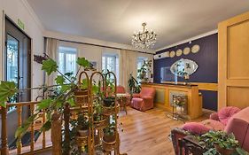 House 52 Boutique Hotel