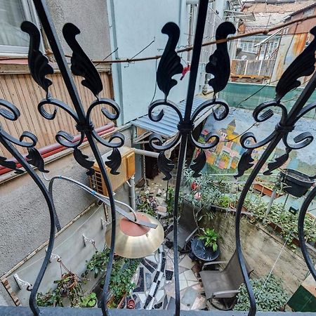 House 52 Boutique Hotel Тбилиси Экстерьер фото