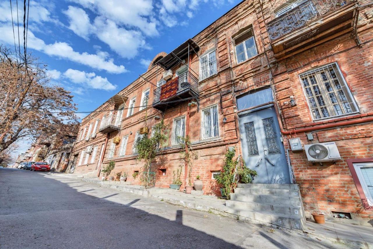 House 52 Boutique Hotel Тбилиси Экстерьер фото