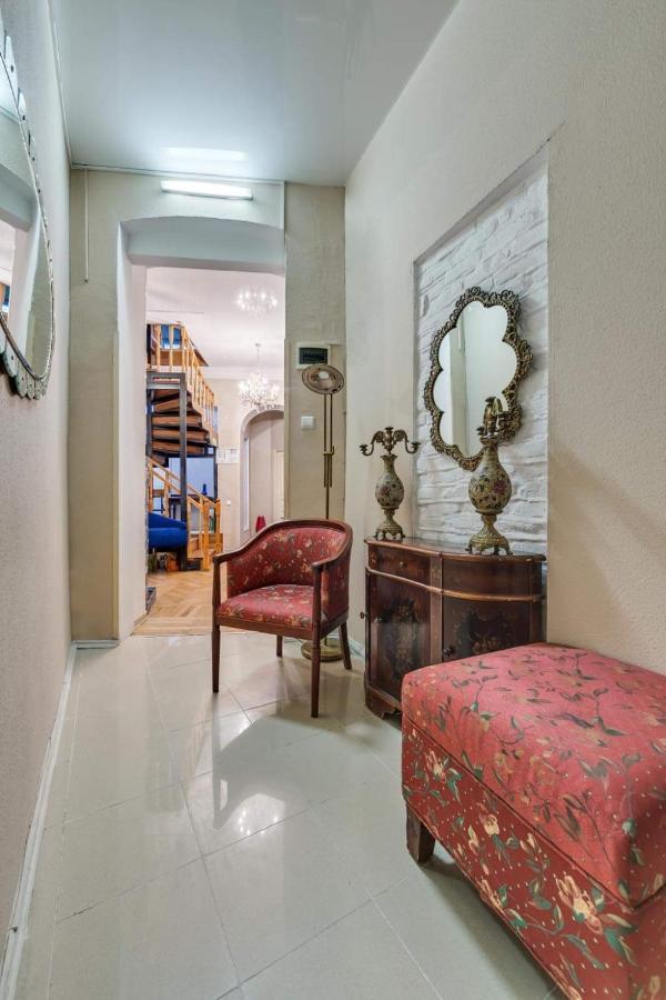 House 52 Boutique Hotel Тбилиси Экстерьер фото