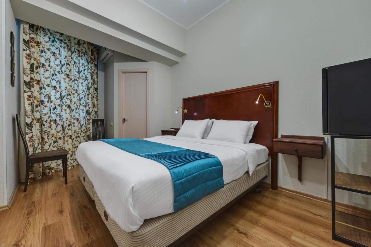 House 52 Boutique Hotel Тбилиси Экстерьер фото