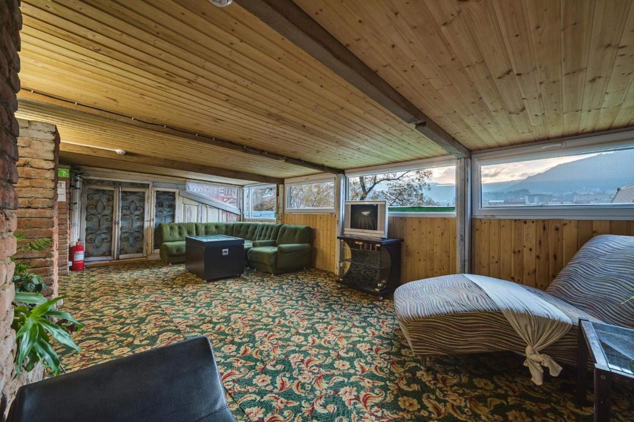 House 52 Boutique Hotel Тбилиси Экстерьер фото