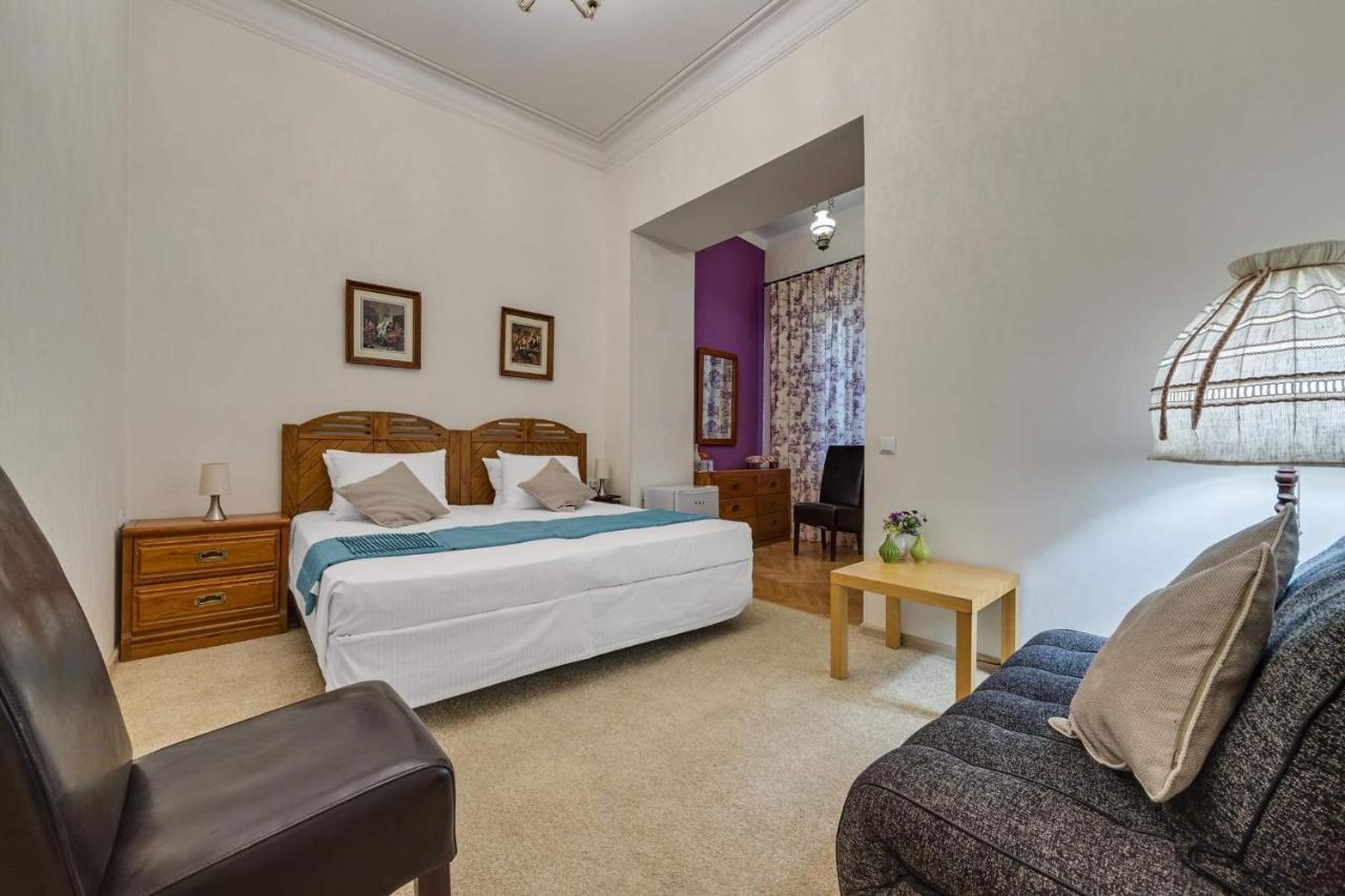 House 52 Boutique Hotel Тбилиси Экстерьер фото