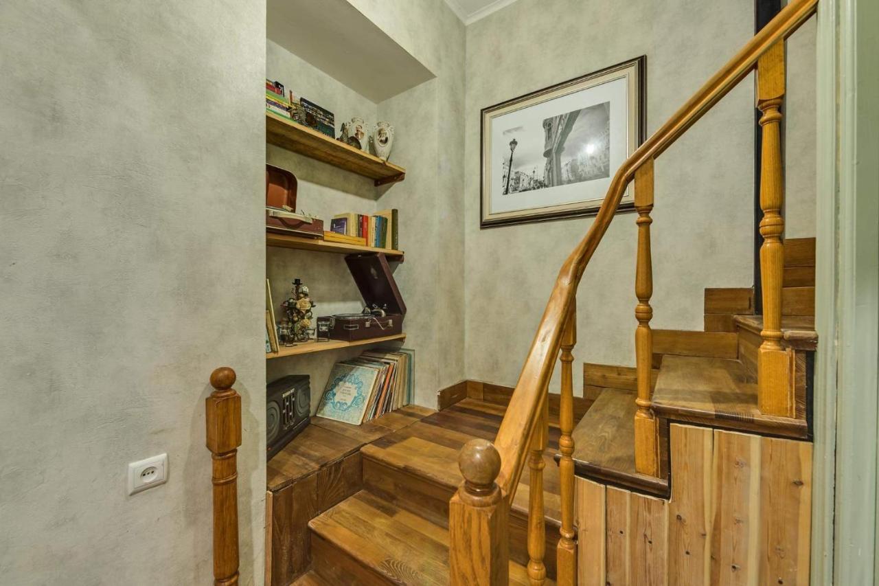 House 52 Boutique Hotel Тбилиси Экстерьер фото