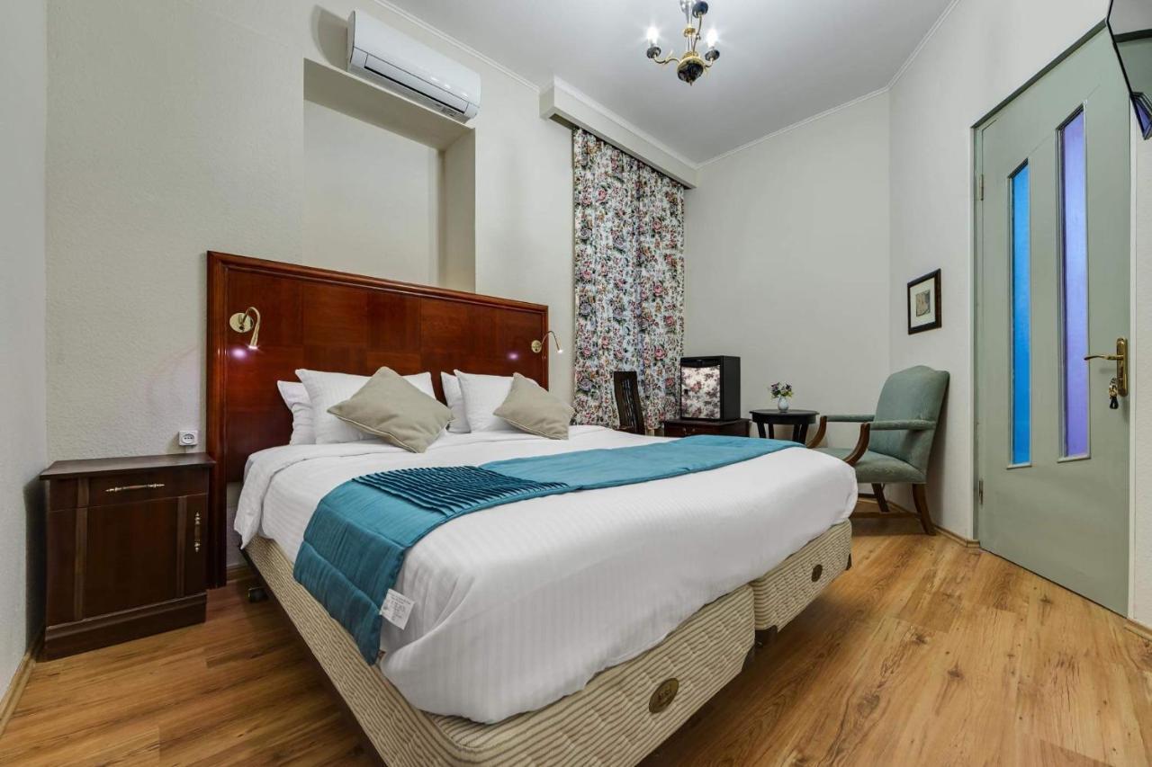 House 52 Boutique Hotel Тбилиси Экстерьер фото